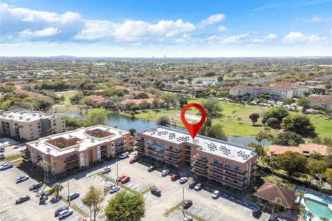 Купить кондоминиум в Хайалиа, Флорида 1 спальня, 61.32м2, № 2036161 - фото 2