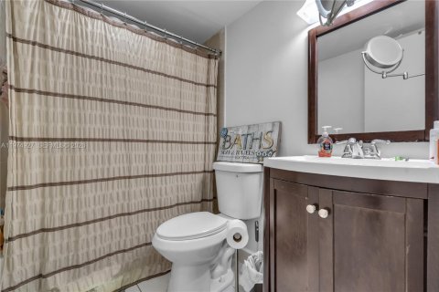 Купить кондоминиум в Хайалиа, Флорида 1 спальня, 61.32м2, № 2036161 - фото 19