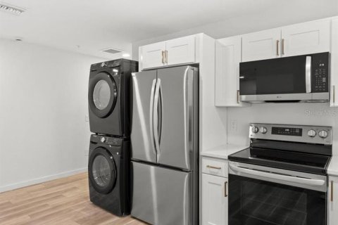 Appartement à louer à Saint Petersburg, Floride: 2 chambres, 65.03 m2 № 2233560 - photo 10
