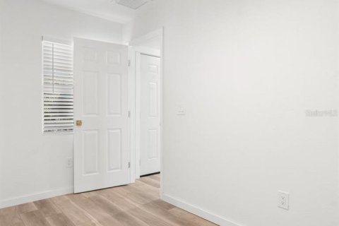 Appartement à louer à Saint Petersburg, Floride: 2 chambres, 65.03 m2 № 2233560 - photo 17