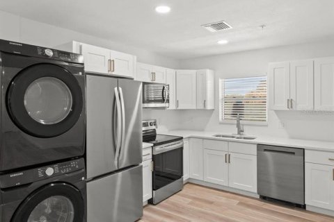 Appartement à louer à Saint Petersburg, Floride: 2 chambres, 65.03 m2 № 2233560 - photo 9