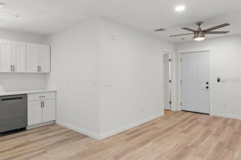 Appartement à louer à Saint Petersburg, Floride: 2 chambres, 65.03 m2 № 2233560 - photo 8