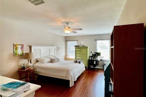 Villa ou maison à vendre à Tavares, Floride: 5 chambres, 268.21 m2 № 1899584 - photo 10