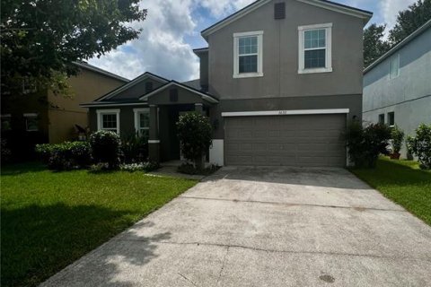 Villa ou maison à vendre à Tavares, Floride: 5 chambres, 268.21 m2 № 1899584 - photo 2