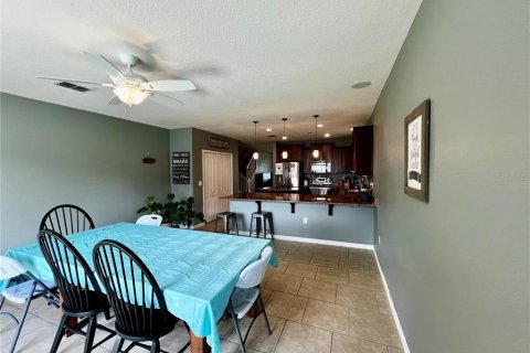 Villa ou maison à vendre à Tavares, Floride: 5 chambres, 268.21 m2 № 1899584 - photo 5
