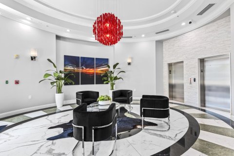 Copropriété à louer à West Palm Beach, Floride: 1 chambre, 81.2 m2 № 1223323 - photo 1