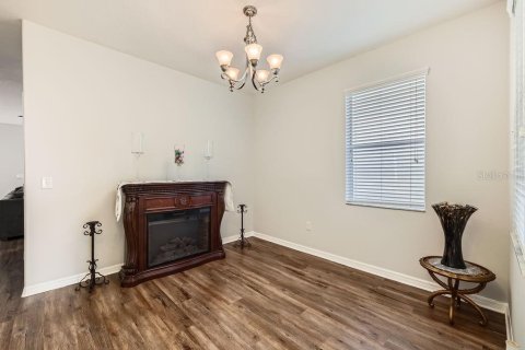 House in Winter Garden, Florida 6 bedrooms, 252.14 sq.m. № 1612604 - photo 4