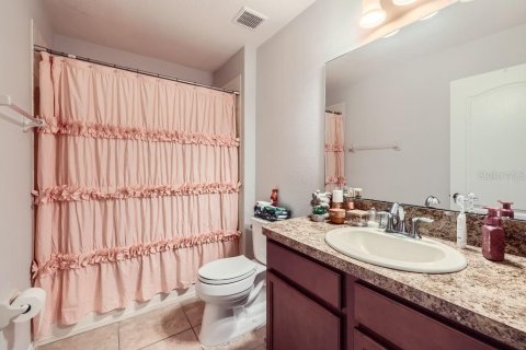 House in Winter Garden, Florida 6 bedrooms, 252.14 sq.m. № 1612604 - photo 24