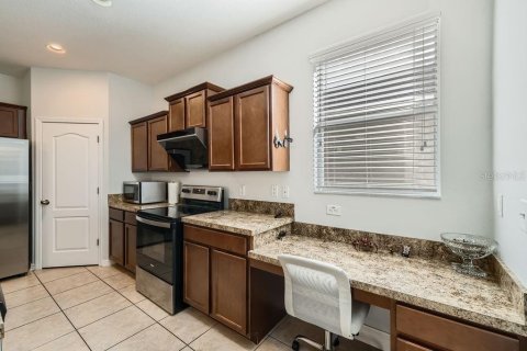 House in Winter Garden, Florida 6 bedrooms, 252.14 sq.m. № 1612604 - photo 13