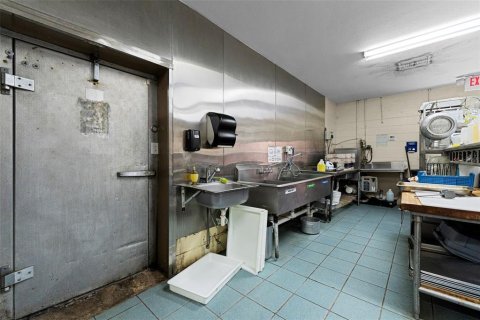Commercial property in Paisley, Florida 314.75 sq.m. № 1842058 - photo 24