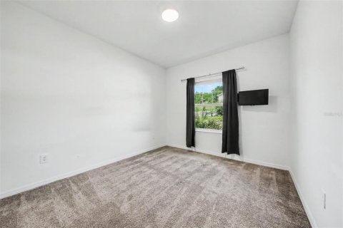 Villa ou maison à vendre à Mount Dora, Floride: 3 chambres, 225.85 m2 № 2224725 - photo 12