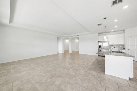 Villa ou maison à vendre à Mount Dora, Floride: 3 chambres, 225.85 m2 № 2224725 - photo 4