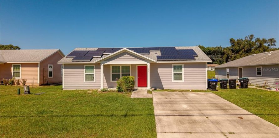 Villa ou maison à Apopka, Floride 4 chambres, 117.06 m2 № 2416299