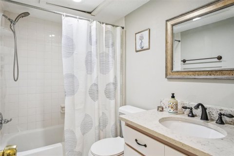 Copropriété à vendre à Tampa, Floride: 2 chambres, 97.55 m2 № 1910379 - photo 17
