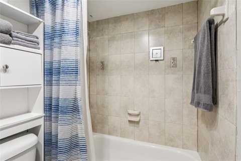 Copropriété à vendre à Tampa, Floride: 2 chambres, 97.55 m2 № 1910379 - photo 21