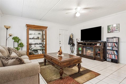Copropriété à vendre à Tampa, Floride: 2 chambres, 97.55 m2 № 1910379 - photo 7