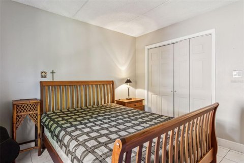 Copropriété à vendre à Tampa, Floride: 2 chambres, 97.55 m2 № 1910379 - photo 16