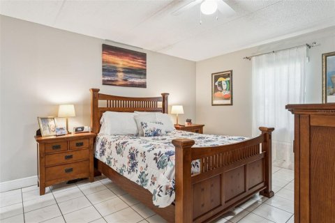 Copropriété à vendre à Tampa, Floride: 2 chambres, 97.55 m2 № 1910379 - photo 18
