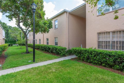 Copropriété à vendre à Tampa, Floride: 2 chambres, 97.55 m2 № 1910379 - photo 24