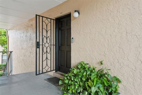 Copropriété à vendre à Tampa, Floride: 2 chambres, 97.55 m2 № 1910379 - photo 4