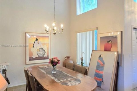 House in Plantation, Florida 3 bedrooms, 203.18 sq.m. № 1741967 - photo 25