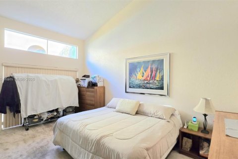 House in Plantation, Florida 3 bedrooms, 203.18 sq.m. № 1741967 - photo 27