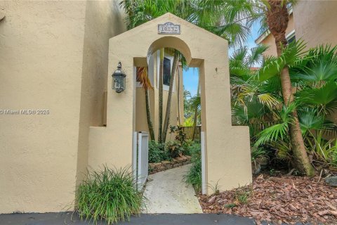 House in Plantation, Florida 3 bedrooms, 203.18 sq.m. № 1741967 - photo 7