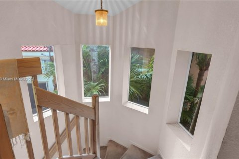 House in Plantation, Florida 3 bedrooms, 203.18 sq.m. № 1741967 - photo 10