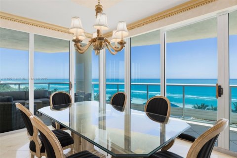 Condominio en venta en Miami Beach, Florida, 3 dormitorios, 191.38 m2 № 1697855 - foto 4