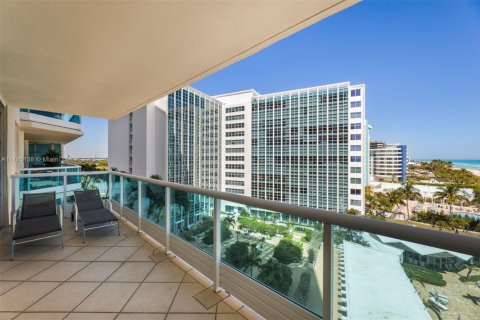 Condominio en venta en Miami Beach, Florida, 3 dormitorios, 191.38 m2 № 1697855 - foto 13