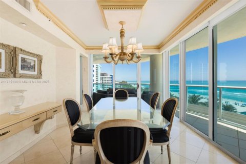 Condominio en venta en Miami Beach, Florida, 3 dormitorios, 191.38 m2 № 1697855 - foto 3