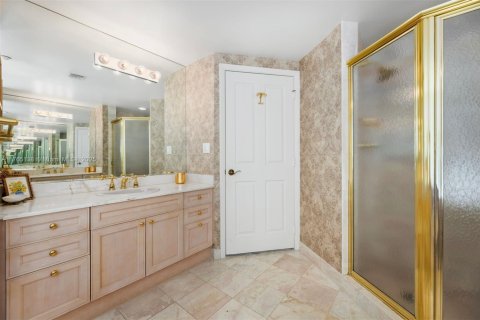 Condominio en venta en Miami Beach, Florida, 3 dormitorios, 191.38 m2 № 1697855 - foto 25