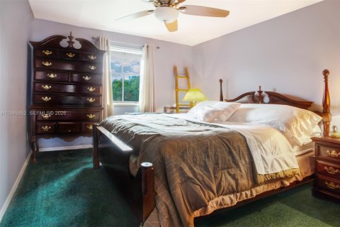 House in Homestead, Florida 5 bedrooms, 216.18 sq.m. № 2030605 - photo 30