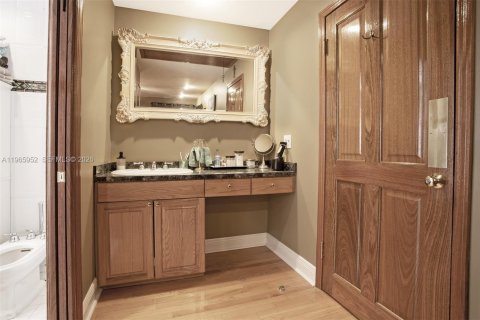 House in Homestead, Florida 5 bedrooms, 216.18 sq.m. № 2030605 - photo 25