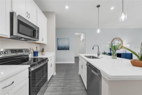Villa ou maison à vendre à Tavares, Floride: 4 chambres, 205.31 m2 № 1843791 - photo 8