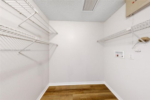 Touwnhouse à vendre à West Palm Beach, Floride: 2 chambres, 82.5 m2 № 1921902 - photo 16