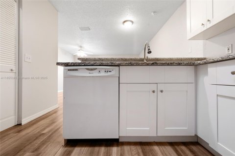 Touwnhouse à vendre à West Palm Beach, Floride: 2 chambres, 82.5 m2 № 1921902 - photo 9