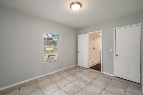 House in Lake Wales, Florida 2 bedrooms, 63.55 sq.m. № 2224710 - photo 12