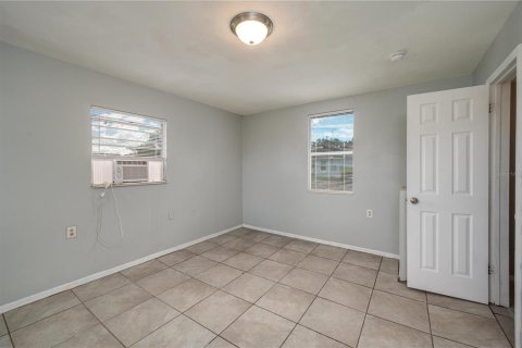 House in Lake Wales, Florida 2 bedrooms, 63.55 sq.m. № 2224710 - photo 9