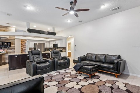 Villa ou maison à vendre à Spring Hill, Floride: 4 chambres, 225.75 m2 № 2408159 - photo 23