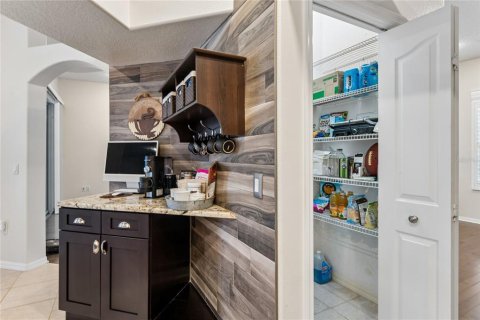 Villa ou maison à vendre à Spring Hill, Floride: 4 chambres, 225.75 m2 № 2408159 - photo 14