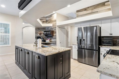 Villa ou maison à vendre à Spring Hill, Floride: 4 chambres, 225.75 m2 № 2408159 - photo 11