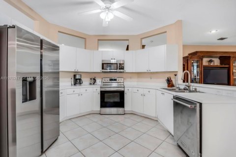 Casa en venta en Boca Raton, Florida, 4 dormitorios, 239.32 m2 № 2046763 - foto 3