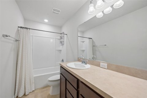 House in Riverview, Florida 4 bedrooms, 264.49 sq.m. № 2152322 - photo 30