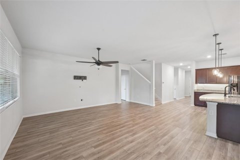 House in Riverview, Florida 4 bedrooms, 264.49 sq.m. № 2152322 - photo 6