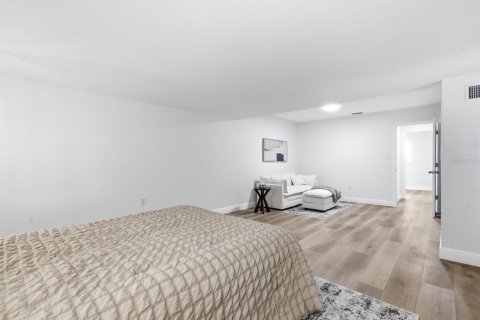 Casa en venta en Tampa, Florida, 3 dormitorios, 135.17 m2 № 2349594 - foto 28