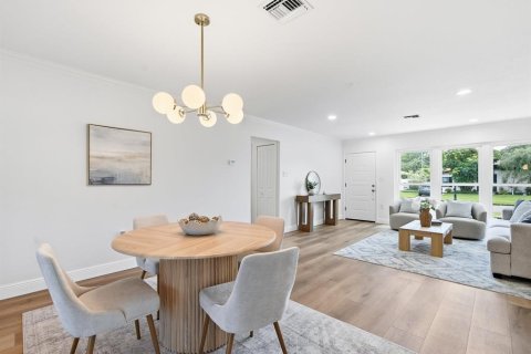 Casa en venta en Tampa, Florida, 3 dormitorios, 135.17 m2 № 2349594 - foto 11