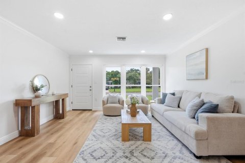 Casa en venta en Tampa, Florida, 3 dormitorios, 135.17 m2 № 2349594 - foto 7