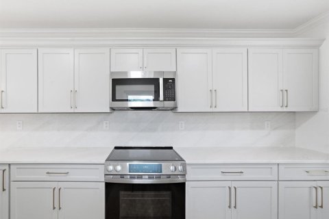 Casa en venta en Tampa, Florida, 3 dormitorios, 135.17 m2 № 2349594 - foto 17