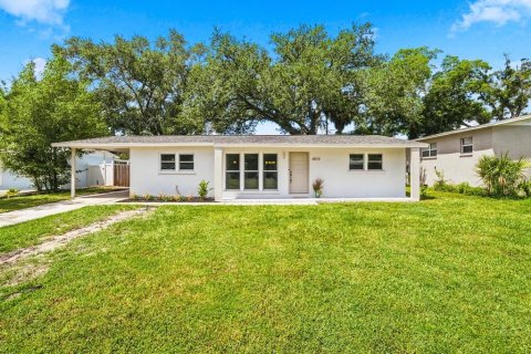 Casa en venta en Tampa, Florida, 3 dormitorios, 135.17 m2 № 2349594 - foto 2